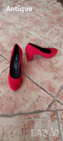 Елегантни дамски обувки Graceland с ток