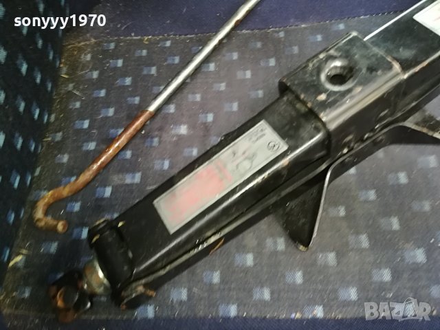 1000kg-крик с върток от франция 2812221630, снимка 2 - Аксесоари и консумативи - 39128576