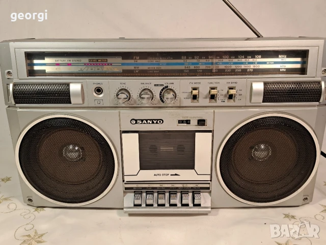 радиокасетофон Sanyo 