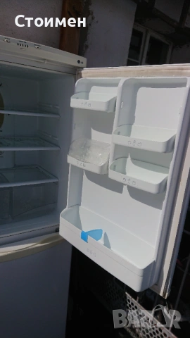 Хладилник с фризер, 175см, използван, снимка 2 - Хладилници - 52811501