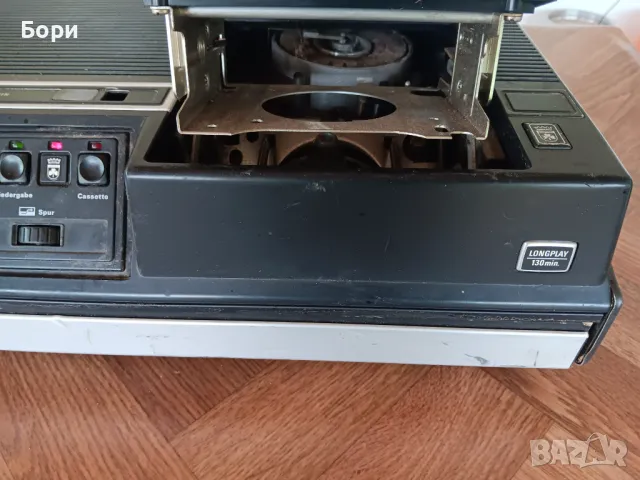 GRUNDIG VCR 4000 , снимка 4 - Плейъри, домашно кино, прожектори - 50059397