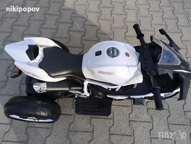 KAWASAKI акумулаторен мотор NINJA бял, снимка 4 - Детски велосипеди, триколки и коли - 53569656