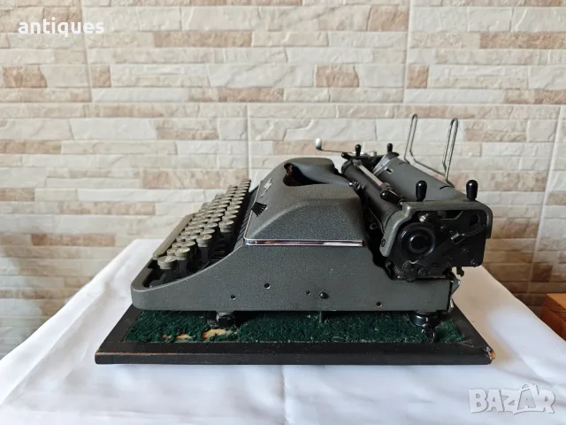 Стара пишеща машина Rheinmetall KsT - Made in Germany - 1950"год. - Антика, снимка 5 - Антикварни и старинни предмети - 55886870