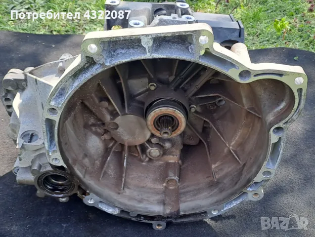 Ръчна скоростна кутия от FORD FIESTA 1.2I 60 К.С 160 000КМ 2009-2013г, снимка 4 - Части - 49880186