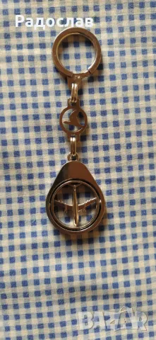 метален двустранен ключодържател 