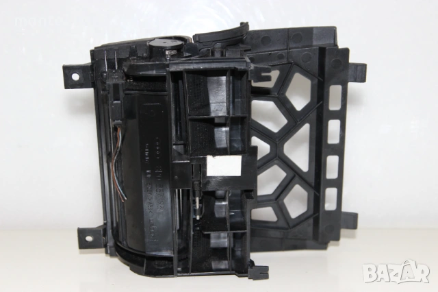 Пепелник Audi A3 8P (2003-2008г.) Ауди А 3 махагон / 8P0857951 / 8P0 857 951, снимка 8 - Части - 53240558