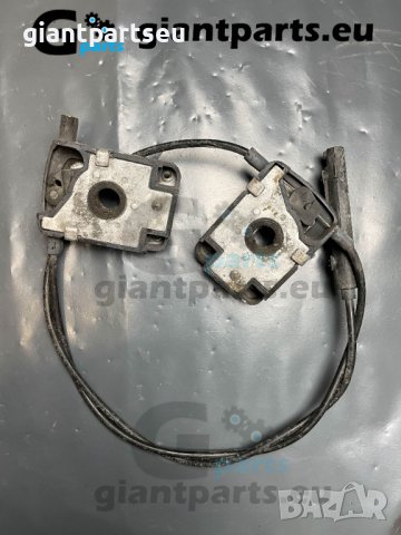 Закопчалки за преден капак БМВ е46 е39 BMW e46 e39 , 8203859