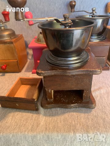 стара дървена мелничка за кафе  3, снимка 5 - Антикварни и старинни предмети - 42483946