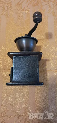 Ретро мелничка за кафе , снимка 14 - Антикварни и старинни предмети - 48331545