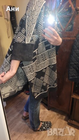 Ново пончо на h&m,M размер, снимка 2 - Блузи с дълъг ръкав и пуловери - 35920996