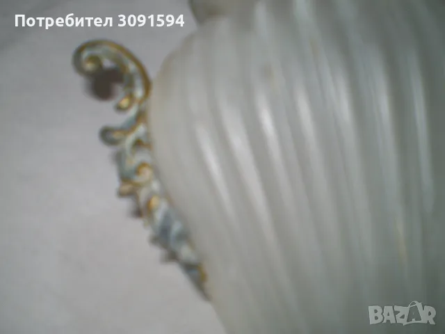 Ретро ваза амфора матово стъкло с позлатени орнаменти, снимка 3 - Антикварни и старинни предмети - 50204386