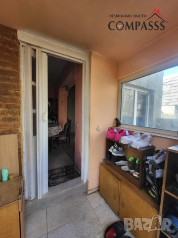 Къща с двор, район ЦЕНТЪР-Млад техник, гр. Добрич– 120153евро!, снимка 5 - Къщи - 51216606