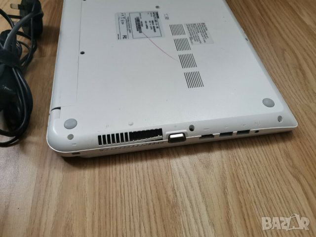 Лаптоп Toshiba L50-B - на части, снимка 8 - Части за лаптопи - 36424450