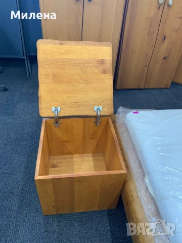 Масивен дървен спален к-т., снимка 12 - Спални и легла - 50746272