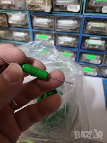 Чешки резистор, съпротивление - 100 ома 2,5 вата - 1%, снимка 2 - Друга електроника - 39625625