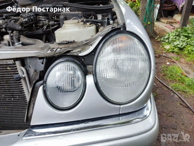 Продавам Мерседес Е 230, снимка 10 - Автомобили и джипове - 53387857