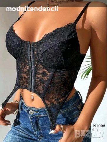 черно дантелено бюстие корсет 