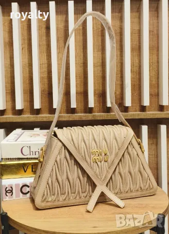 Miu Miu дамски чанти Различни цветове , снимка 5 - Чанти - 49484151