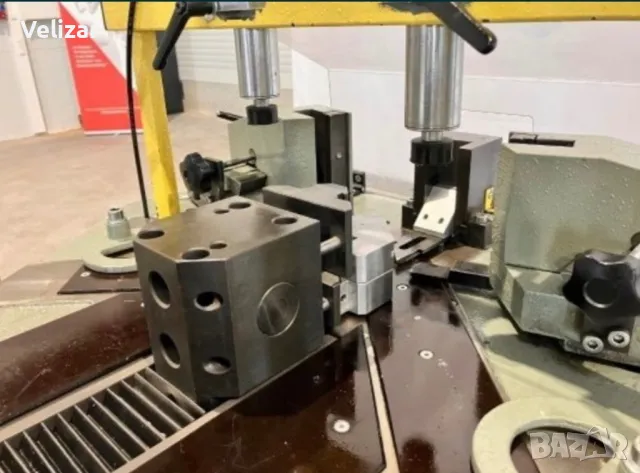 Автоматична ъглонабивна машина Pressta Eisele 2000 Германия, снимка 4 - Други машини и части - 49839900