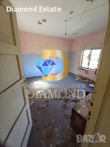 Двуетажна къща в село Навъсен, общ. Симеоновград, снимка 13 - Къщи - 51284327