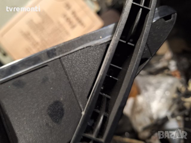 крачета за телевизор Samsung модел, UE32M4002AK, снимка 3 - Стойки, 3D очила, аксесоари - 44184583