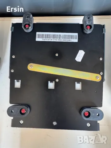 КОМБИНИРАНО ЗАРЯДНО Dometic ЗА БАТЕРИИ И ЗАХРАНВАНЕ ЗА 12 V, снимка 18 - Части - 49801007