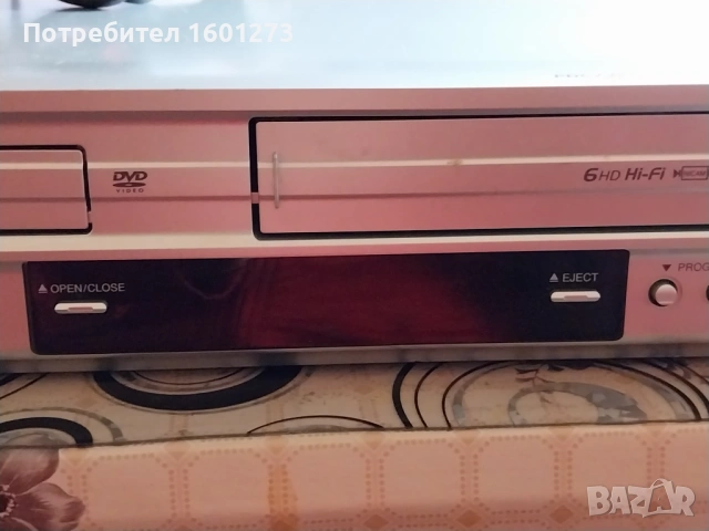 GPX VCD7040 комбиниран видеорекордер с ДВД плеар, снимка 5 - Плейъри, домашно кино, прожектори - 53072454