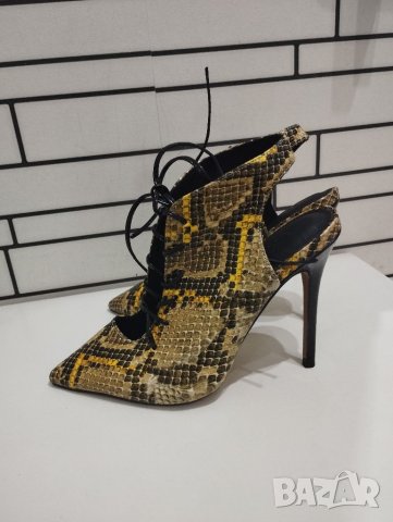 Змийски жълто-черни елегантни обувки , снимка 3 - Дамски елегантни обувки - 40309138