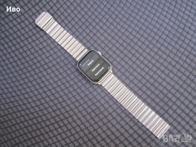 Apple Watch Series 5 44mm Aluminium GPS, LTE, снимка 2 - Смарт часовници - 53572292