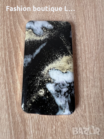 Power bank преносима батерия с красив дизайн 5000 mAh марка Ideal of Sweden 🖤, снимка 6 - Външни батерии - 44766311