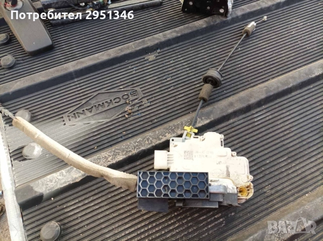 Брава Porsche Panamera GTS / Macan ja6 4g1837015, снимка 3 - Части - 52438217