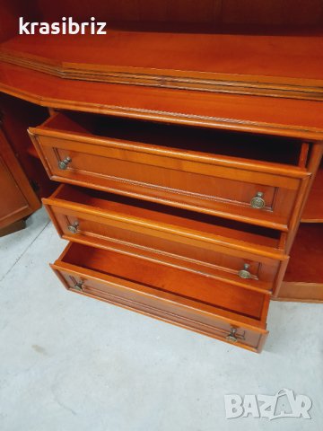 Масивна Витрина внос от Германия , снимка 4 - Секции и витрини - 42177423