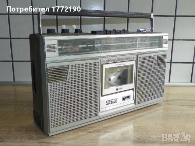 Стерео касетофон Sharp GF-6060HR, снимка 2 - Радиокасетофони, транзистори - 41898605