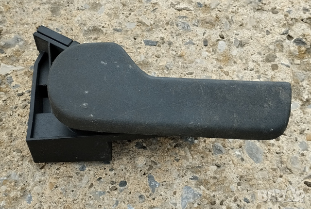 вътрешна дръжка с основа преден капак VW- 1K1823633 и 1J1823533C- 2бр., снимка 5 - Аксесоари и консумативи - 44518964