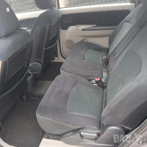 Митсубиши Грандис, снимка 7 - Автомобили и джипове - 50450270