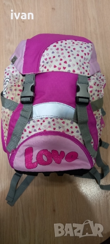 учиническа раница за момиче