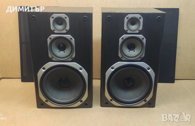 трилентови тонколони universum vtcf-4617