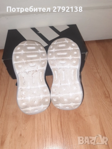 Детски маратонки Adidas, снимка 6 - Детски маратонки - 51639925