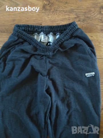 adidas Jogginghose - страхотно дамско долнище КАТО НОВО, снимка 3 - Спортни екипи - 42158942