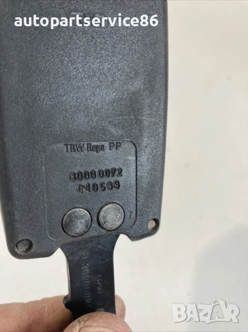 Преден десен колан с катарама за Mazda 626 2.0 TDI Estate (2001), снимка 3 - Части - 53699789