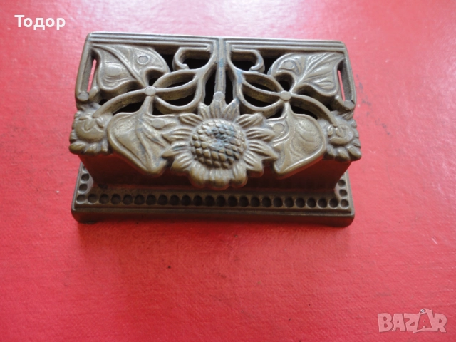 Невероятна ажурна бронзова кутия за бижута , снимка 3 - Колекции - 52673579