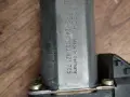 Мотор стъклоповдигач, Audi A4, 2000-2005г , 0130821765, снимка 4
