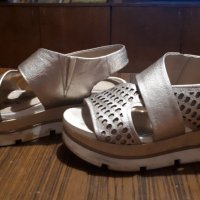 Златни/ златисти сандали на платформа естествена кожа, снимка 2 - Сандали - 33912412