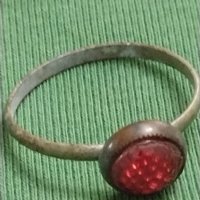Стар дамски бронзов пръстен с полу скъпоценен камък червен интересен 37393, снимка 5 - Пръстени - 40426440
