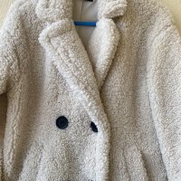 Дамско палто Bershka - S, снимка 5 - Палта, манта - 44448216