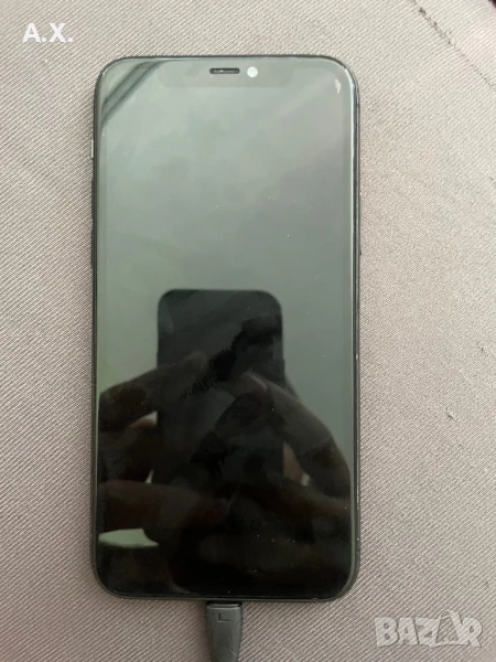 iPhone 11 Pro 64gb заключен към iCloud, снимка 1