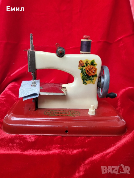 Колекционерска детска шевна машина MA COUSETTE LUXE , снимка 1