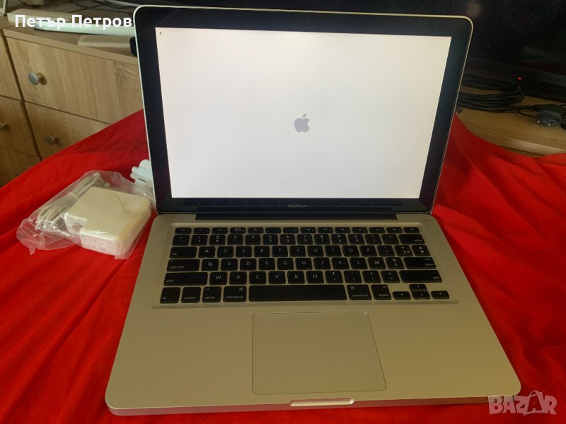 MacBook 13,3'' Late 2008 Intel Core 2 Duo500GB SATA Disk Built-in ColorLCD Display Battery Cycle 560, снимка 1