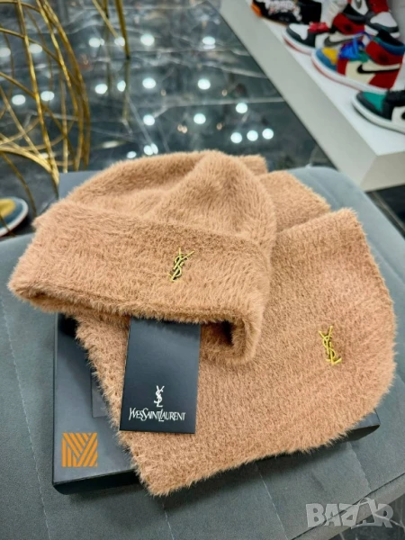 шал и шапка ysl saint laurent , снимка 1
