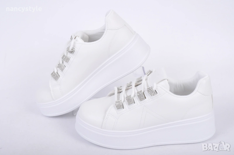 НОВО! Бели дамски кецове високо ходило, снимка 1